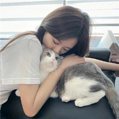 月与莱卡与吸血公主